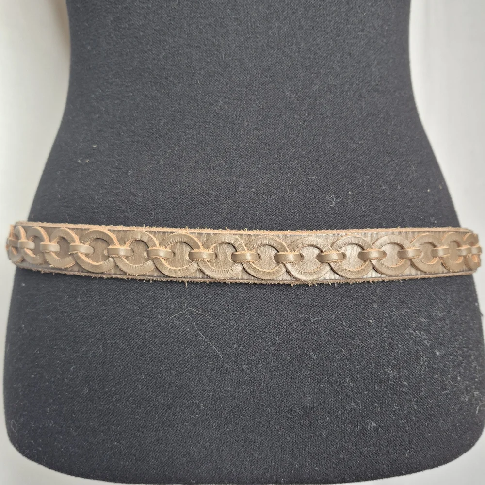 Amsterdam Heritage "Anisa" Skinny Leather Belt - Size S - Picture 13 of 16